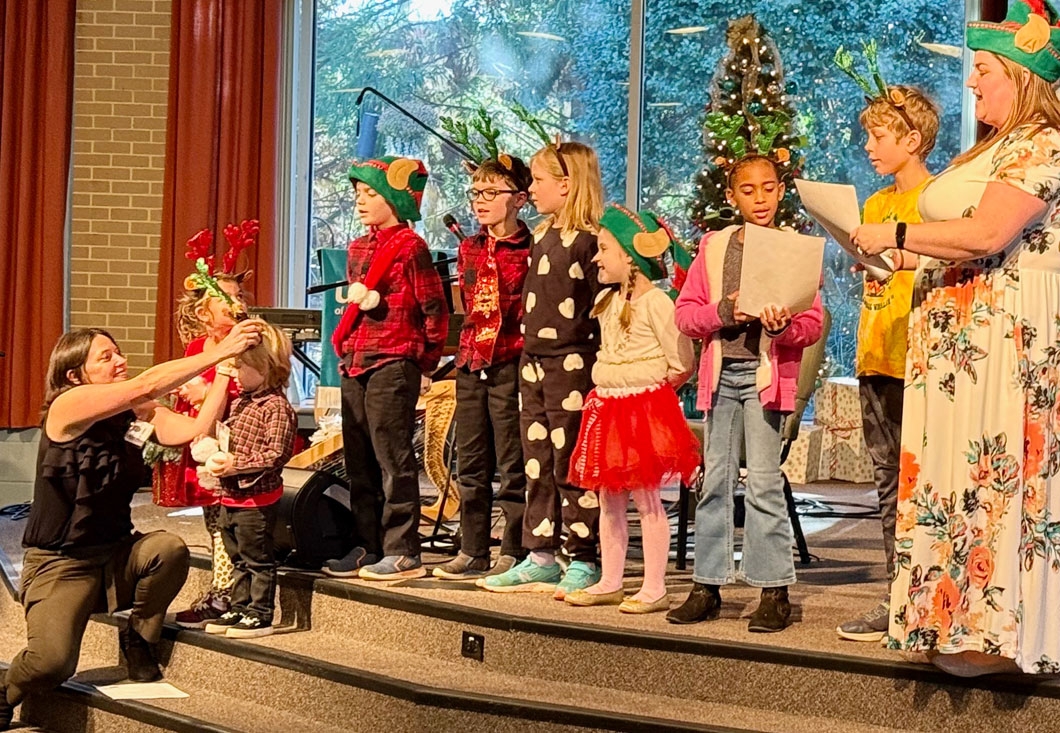 Christmas Kids on Stage